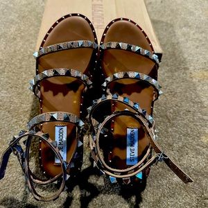 Steve Madden Travel Tan studded sandals size 7
